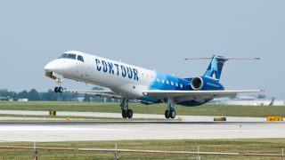 Contour Airlines Plane Landing