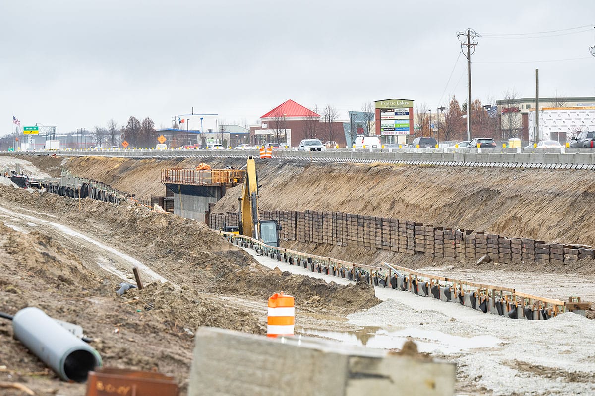 Lawmakers eye road spending review as big southern Indiana plans face opposition