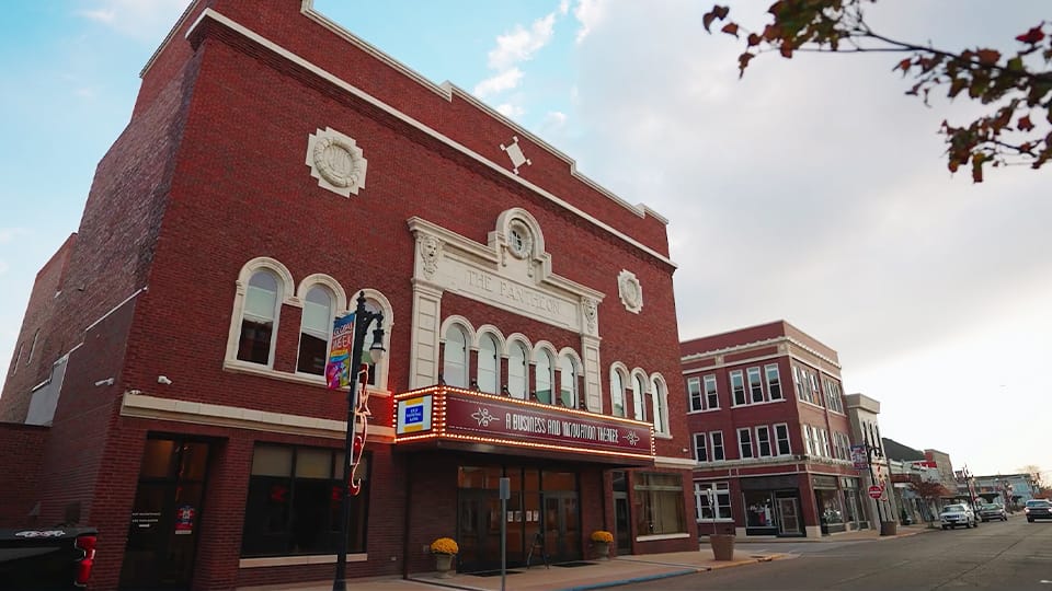 The Pantheon opens commercial kitchen in downtown Vincennes