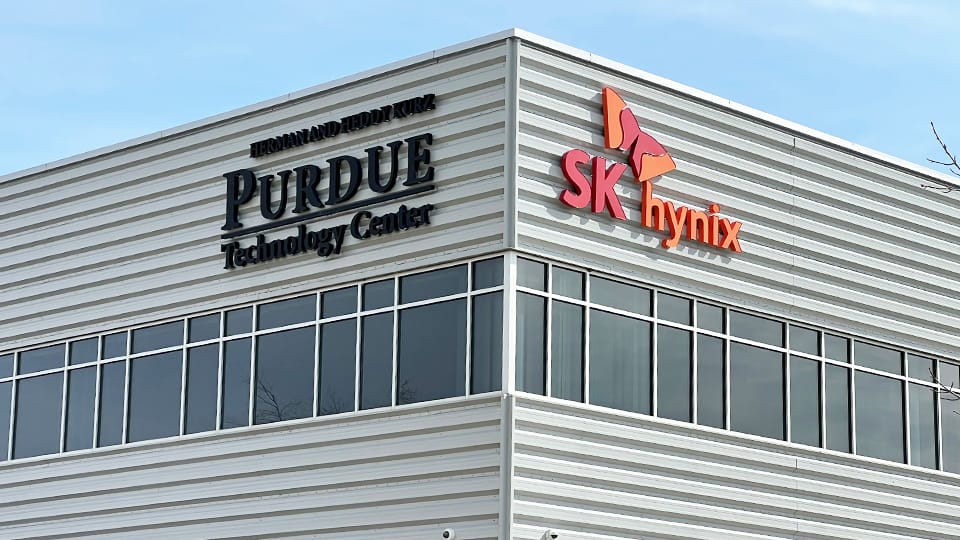 SK Hynix hits U . S . stock market as demand for memory chips soars amid AI frenzy – Inside INdiana Business