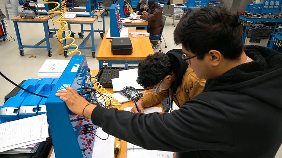 Microsoft Workforce VU launches ‘Workforce U’ to strengthen workforce development – Inside ...